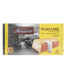 Maestro Massimo Plum Cake with Milk Cream